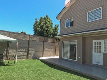 Vendo Casa NUEVA de 2 Pisos en Condominio, La Cruz