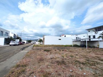 terreno en urbanizacion de venta en portoviejo ar