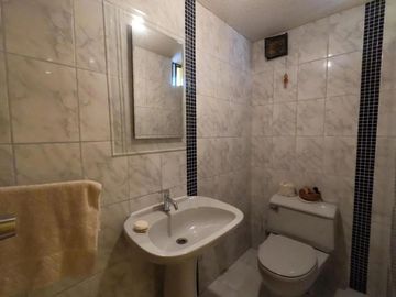 VENTA CASA EN SUSO CERCA LA OVALO HIGUERETA