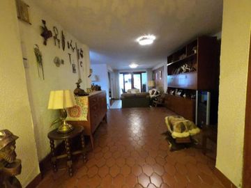 VENTA CASA EN SUSO CERCA LA OVALO HIGUERETA