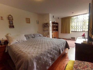 VENTA CASA EN SUSO CERCA LA OVALO HIGUERETA