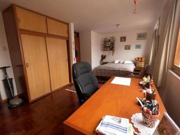 VENTA CASA EN SUSO CERCA LA OVALO HIGUERETA