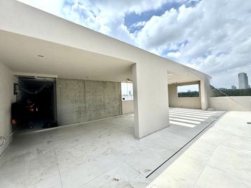 Departamento en Venta 1 Piso, Torre Nagu en Eva Briseño