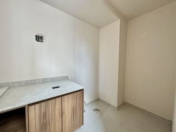 Departamento en Venta 1 Piso, Torre Nagu en Eva Briseño