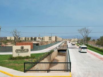 DEPARTAMENTO ACCESIBLES EN FRACCIONAMIENTO ZITADELA UBICADA EN COL.  ALTAVELA