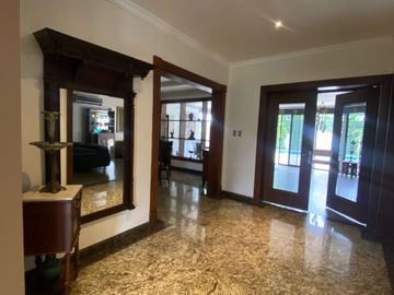 Casa en venta, Urb Isla sol, vía Samborondón
