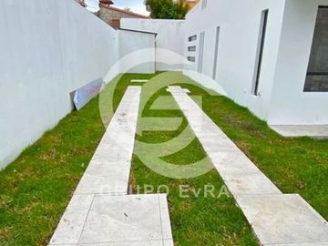 Hermosa Casa Independiente POR ESTRENAR en el Valle de los Chillos