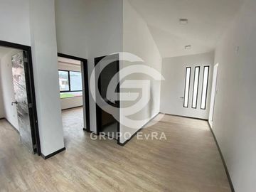 Hermosa Casa Independiente POR ESTRENAR en el Valle de los Chillos