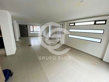 Hermosa Casa Independiente POR ESTRENAR en el Valle de los Chillos