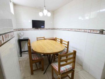 VENDO CASA DE OCASIÓN EN SURCO A POCOS PASOS DE LINDO PARQUE