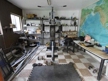 VENDO CASA DE OCASIÓN EN SURCO A POCOS PASOS DE LINDO PARQUE