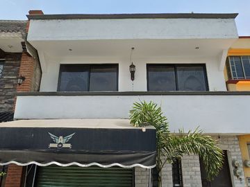 Sk17 Hermosa Casa En REMATE Ideal Para Iniciar Tu Patrimonio Pago En 2 Exhibiciones, EN LAS AMERICAS ECATEPEC Solo Recrsos Propios