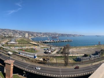 Arrendamos depto studio con maravillosa vista al mar Cº Baron ,Valparaiso.