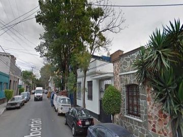 Oportunidad Casa en Calle Libertad #19, Col. San Alvaro, Alcaldía Azcapotzalco, recuperación bancaria.