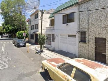 Oportunidad Casa en Calle Begonias #105, Col. Nueva Santa Maria, Alcaldía Azcapotzalco, recuperación bancaria.