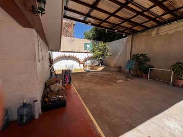 🏡 CASA EN VENTA – COL. ARBIDE, LEÓN GTO. PRECIO OPORTUNIDAD $ 7,900,000 MXN PRECIO DE AVALUO $ 12,700,000 MXN