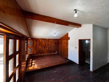 🏡 CASA EN VENTA – COL. ARBIDE, LEÓN GTO. PRECIO OPORTUNIDAD $ 7,900,000 MXN PRECIO DE AVALUO $ 12,700,000 MXN