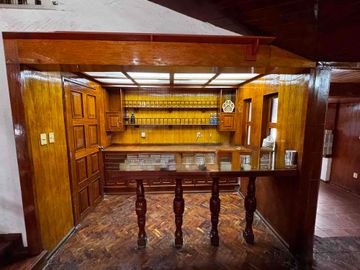 🏡 CASA EN VENTA – COL. ARBIDE, LEÓN GTO. PRECIO OPORTUNIDAD $ 7,900,000 MXN PRECIO DE AVALUO $ 12,700,000 MXN