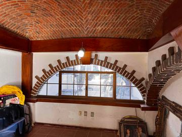 🏡 CASA EN VENTA – COL. ARBIDE, LEÓN GTO. PRECIO OPORTUNIDAD $ 7,900,000 MXN PRECIO DE AVALUO $ 12,700,000 MXN