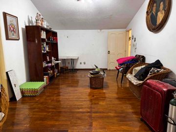 🏡 CASA EN VENTA – COL. ARBIDE, LEÓN GTO. PRECIO OPORTUNIDAD $ 7,900,000 MXN PRECIO DE AVALUO $ 12,700,000 MXN