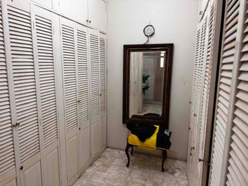 🏡 CASA EN VENTA – COL. ARBIDE, LEÓN GTO. PRECIO OPORTUNIDAD $ 7,900,000 MXN PRECIO DE AVALUO $ 12,700,000 MXN
