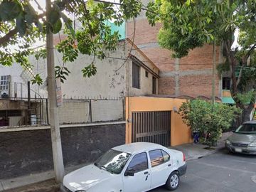 Oportunidad Casa en Calle Boldo #130, Col. Nueva Santa María, Alcaldía Azcapotzalco, recuperación bancaria.