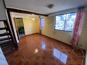 Casa en Villa Las Flores Oriente, Maipú.