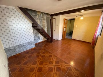 Casa en Villa Las Flores Oriente, Maipú.