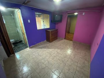 Casa en Villa Las Flores Oriente, Maipú.