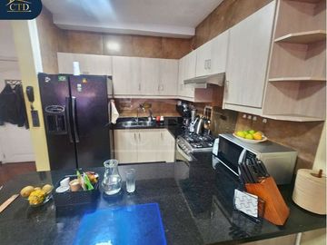 Vendo suite amoblada remodelada Sector Republica del Salvador