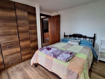 VENTA CASA INDEPENDIENTE CON AMPLIO TERRENO SECTOR CONOCOTO