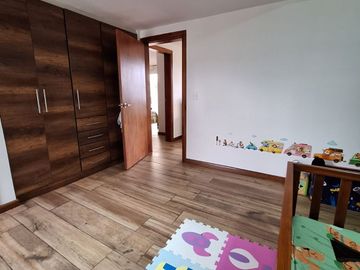 VENTA CASA INDEPENDIENTE CON AMPLIO TERRENO SECTOR CONOCOTO