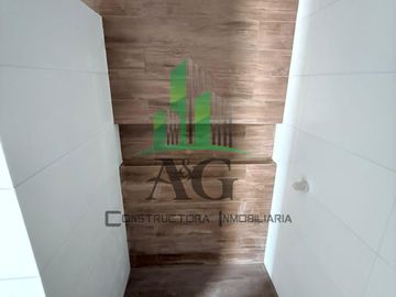 VENDO HERMOSO Y COMODO DPTO, EN QUINTA PRIVADA, CON 3 DORMITORIOS, 3 BAÑOS, CON ASENSOR Y DEPOSITO, NO SE PAGA ALCABALA, CERCA COLEGIO LORD BYRON
