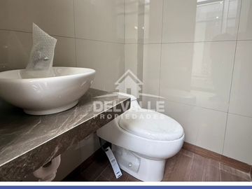 Casa de Estreno en Alameda Country Club – ¡Vive Tranquilo en una Zona No Inundable!