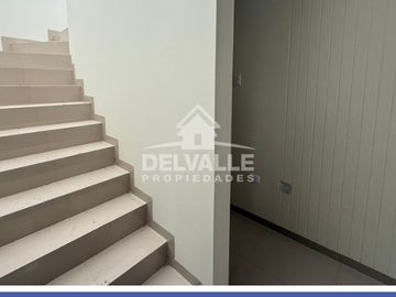 Casa de Estreno en Alameda Country Club – ¡Vive Tranquilo en una Zona No Inundable!