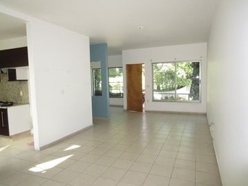 Casa en Codominio con Alberca en Col. San Antón, Cuernavaca Morelos.