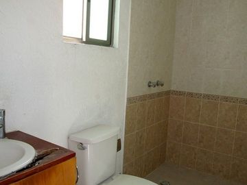 Casa en Codominio con Alberca en Col. San Antón, Cuernavaca Morelos.