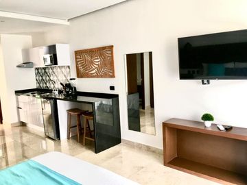 Estudio Completamente Amueblado y Equipado