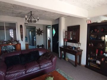 Casa y tereno amplios 3 dormitorios dos baños comuna La Florida