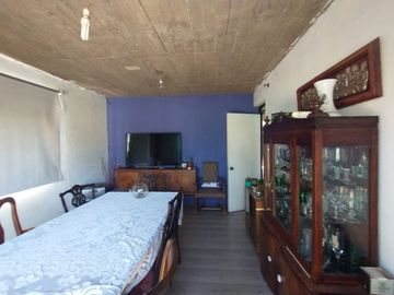 Casa y tereno amplios 3 dormitorios dos baños comuna La Florida