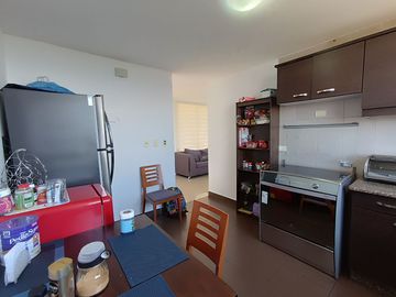 UIDE RENTA CASA AMOBLADA