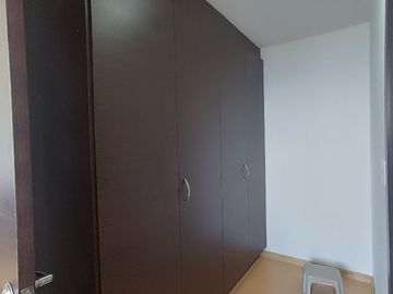 UIDE RENTA CASA AMOBLADA