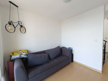 UIDE RENTA CASA AMOBLADA