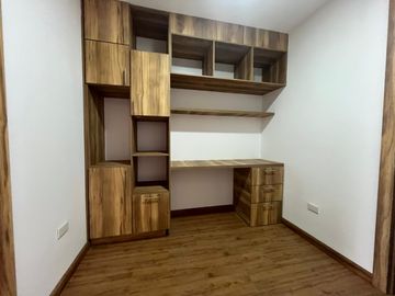CASA POR ESTRENAR DE 4 DORMITORIOS EN VENTA SECTOR RICAURTE