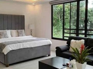 House and Lot with POOL in Buenavista Hills 2, Tagaytay for SALE! 300 sqm at 23M