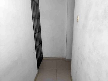 🏡 ¡Gran Oportunidad! Casa En Venta De 3 Pisos Con Opcion De Negocio En Excelente Ubicación – Calle La Mar A Media Cuadra De La Av. Cutervo
