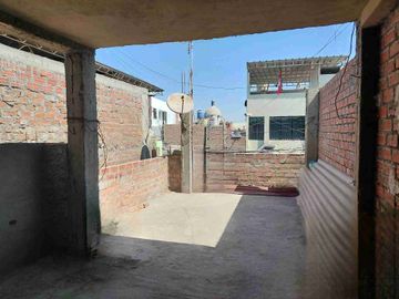 🏡 ¡Gran Oportunidad! Casa En Venta De 3 Pisos Con Opcion De Negocio En Excelente Ubicación – Calle La Mar A Media Cuadra De La Av. Cutervo