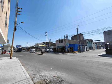 🏡 ¡Gran Oportunidad! Casa En Venta De 3 Pisos Con Opcion De Negocio En Excelente Ubicación – Calle La Mar A Media Cuadra De La Av. Cutervo
