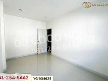 YG-934625 Townhome B-Home Yak Louis, Chiang Mai, near Payap University