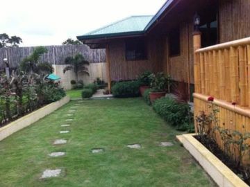 Vacation House For Sale in Tagaytay City-MC
